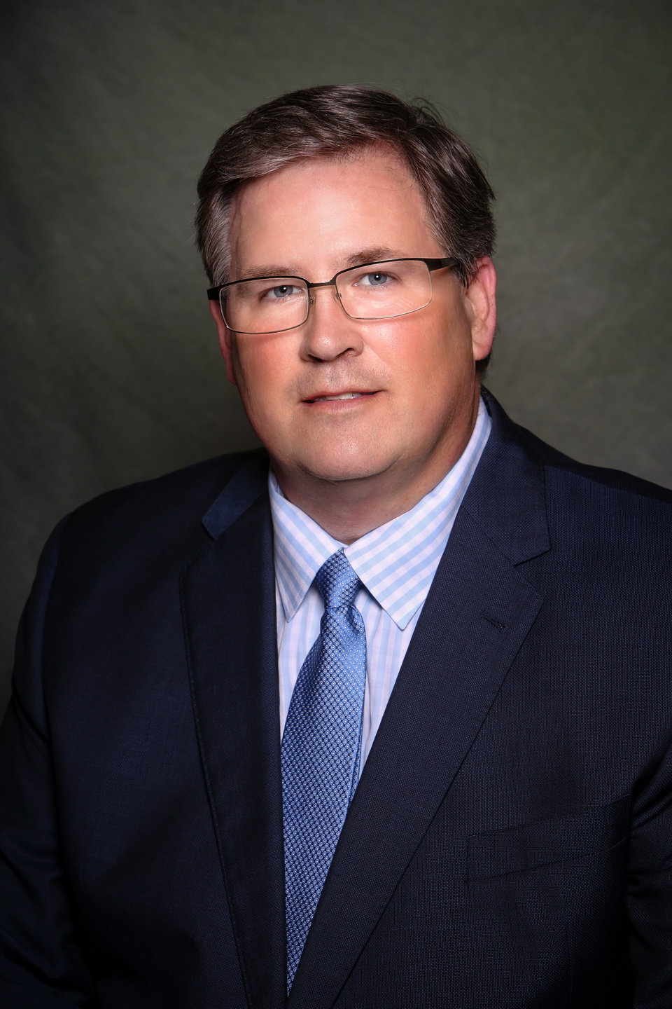 Please upload your photo for the Membership Directory.